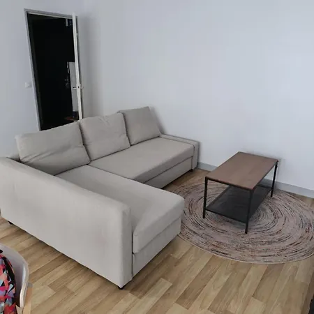 Beau T2 Hyper Centre Face A La Gare 릴